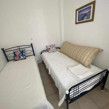 Aeolos Apartments Akrotírion Dış mekan fotoğraf