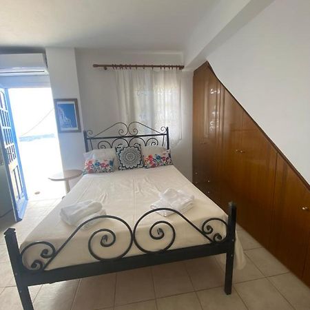 Aeolos Apartments Akrotírion Dış mekan fotoğraf