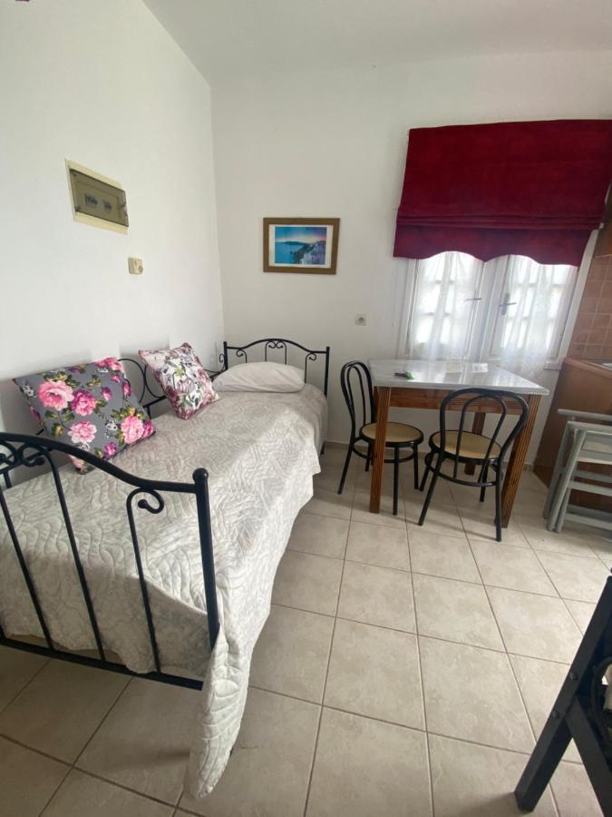 Aeolos Apartments Akrotírion Dış mekan fotoğraf